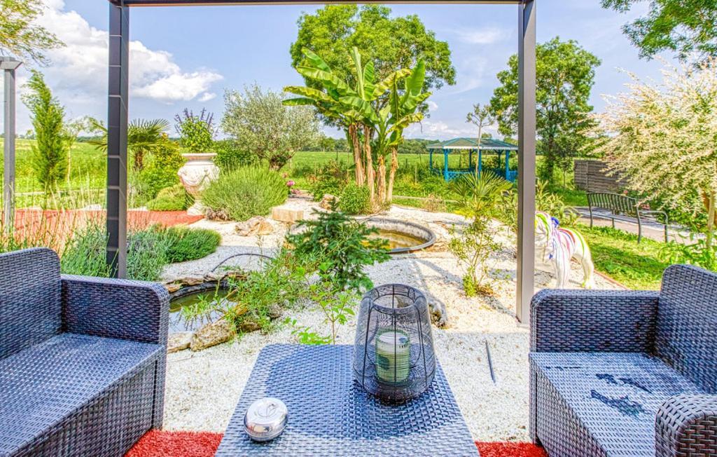 Studio Du Daudou Piscine Jacuzzi Partages Septfonds Bagian luar foto